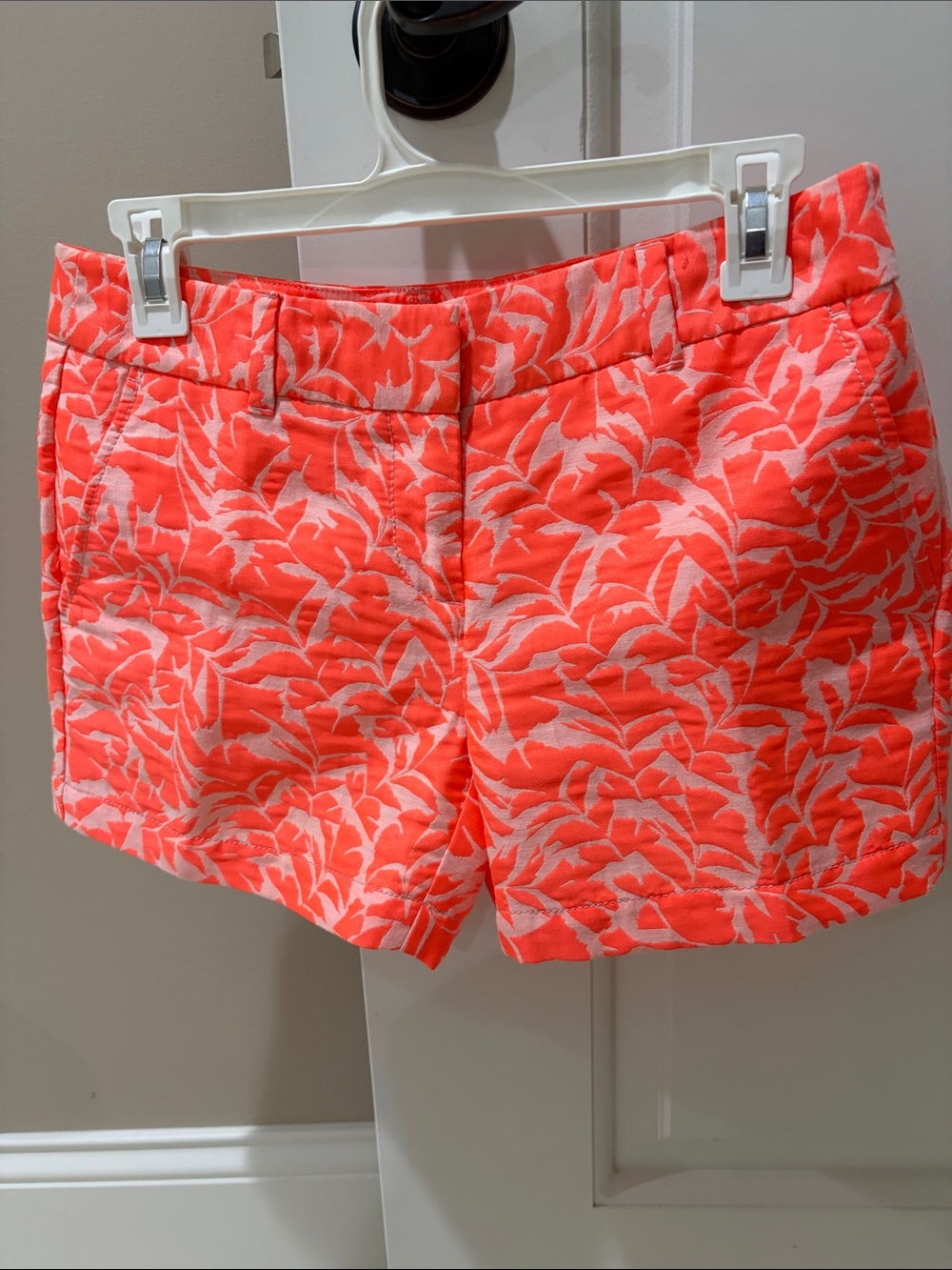 Loft Women's Neon Orange Leaf-Print Quilted Shorts